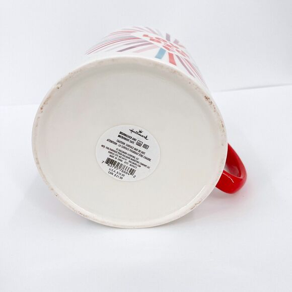 Hallmark LOVE BIG Oversized Mug Cup 64oz  Rainbow Heart GIANT Novelty Mug - Picture 7 of 9